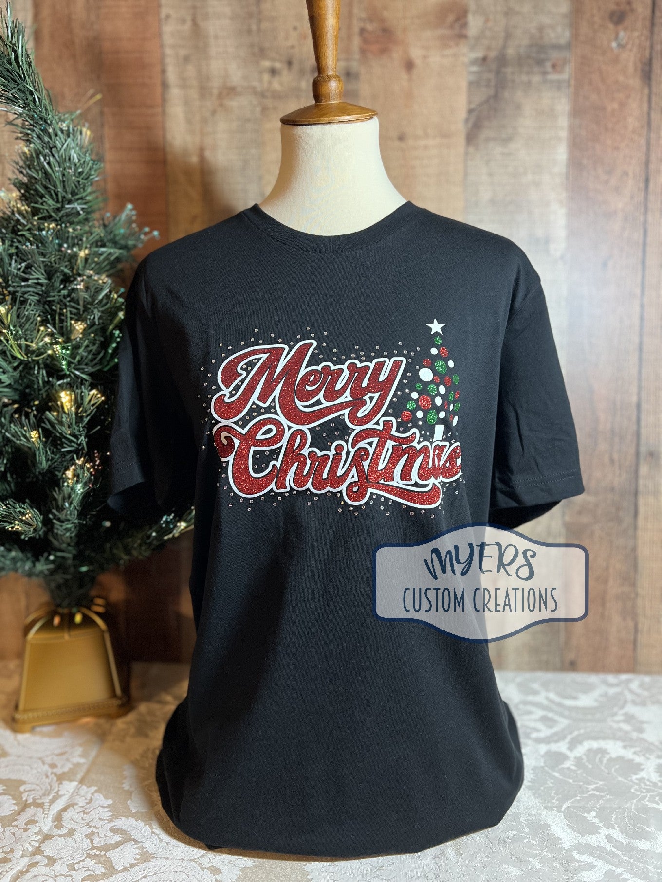 Merry Christmas Tree Rhinestone black t-shirt with white glitter, green glitter, & red glitter HTV and crystal rhinestones